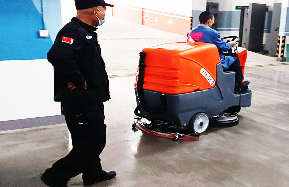上海洗地机胜敏驾驶式吸水电机异响处理方法